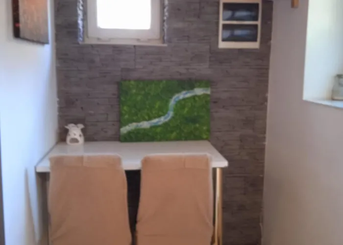 Ester شقة Będzin